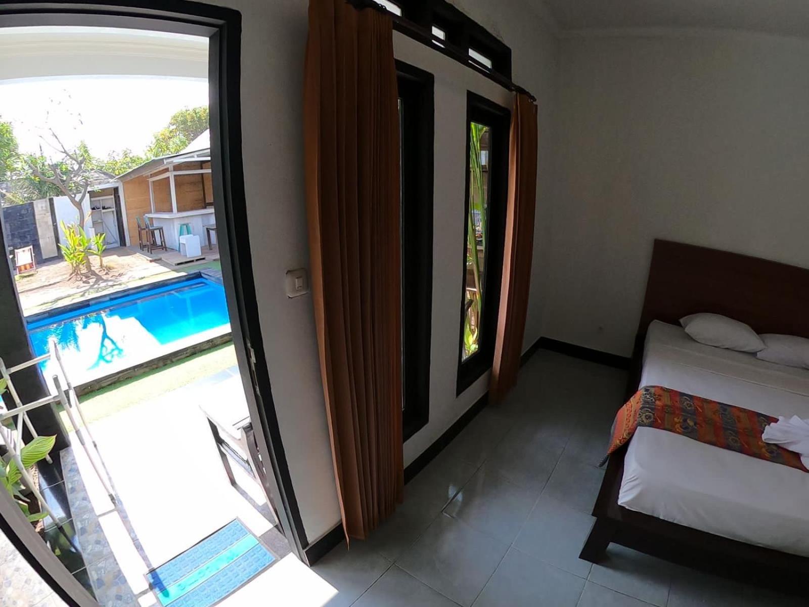 Mahapuri Hotel Gili Air Exterior photo